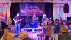 20251002_191012_(1600_x_1200)