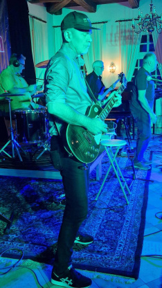 20251002_203110_(1600_x_1200)