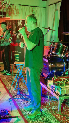 20251002_203345_(1600_x_1200)